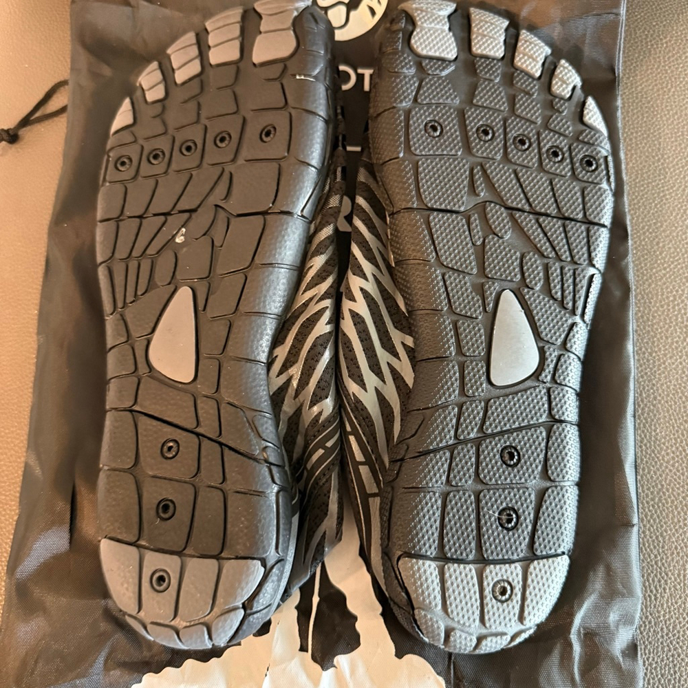 Men's PEAK FOOTWEAR Black Gray Athletic Shoes Size 8